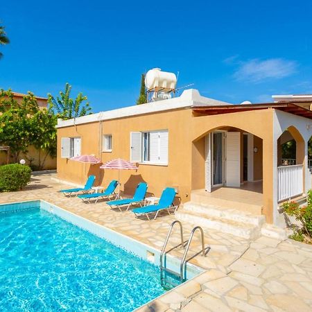Villa Lela Pente Peyia Exterior photo
